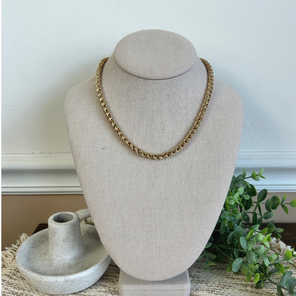 Vintage Gold Tone Thick Rope Chain Necklace with Magnetic Barrel Clasp 16 Inch